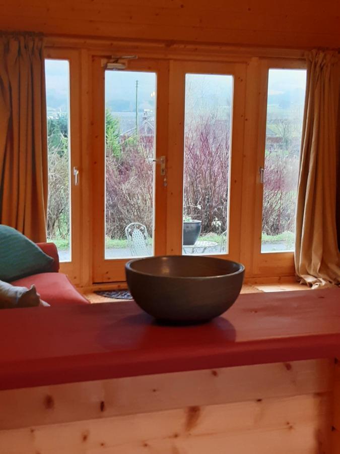 Springbank Cabin Insch Екстер'єр фото